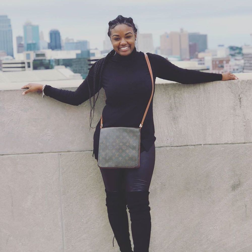 Meet your Posher, Krista